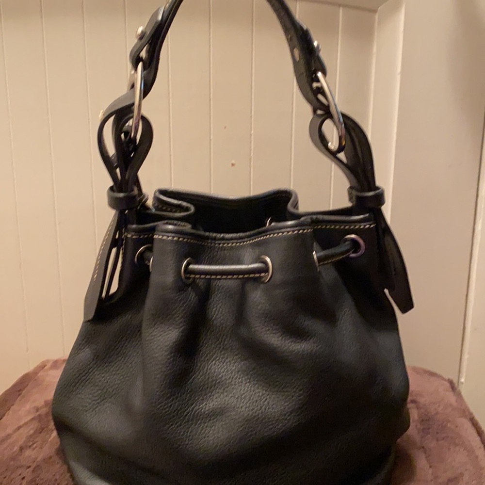 Dooney & Bourke black drawstring bag - Picture 4 of 8